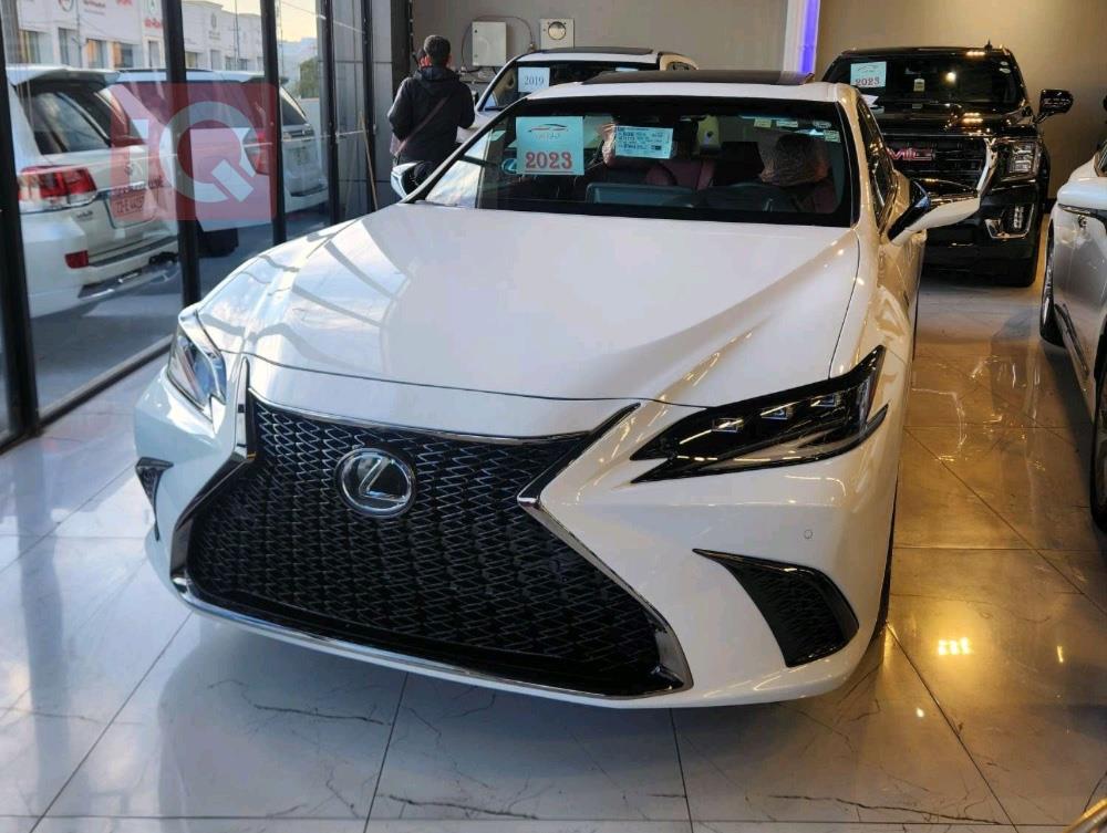 Lexus for sale in Iraq